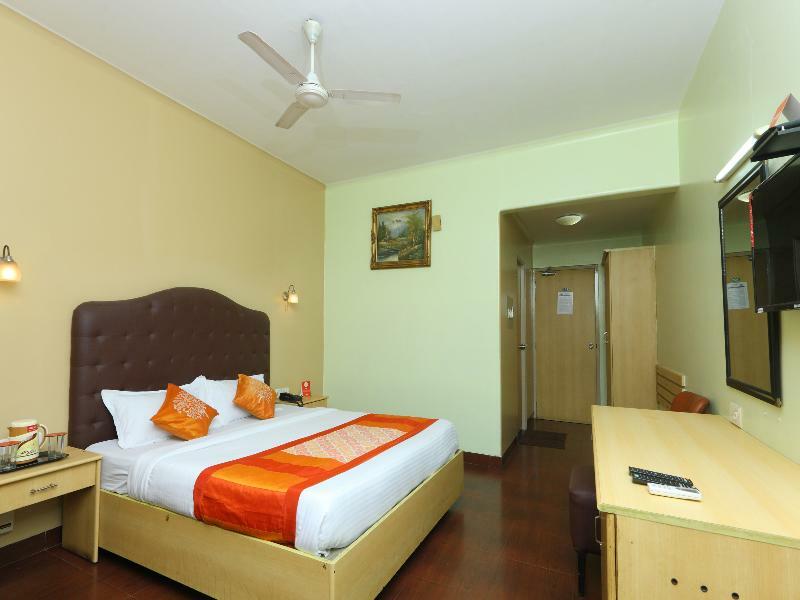 Oyo 14933 Rpr Residency Hotel Chennai Exterior photo